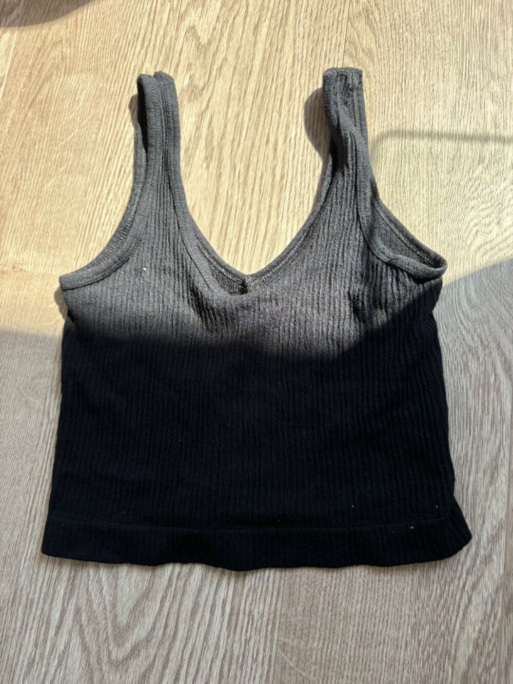 URBAN OUTFITTERS BLACK TANK TOP (SIZE S) - Picture 2 of 3